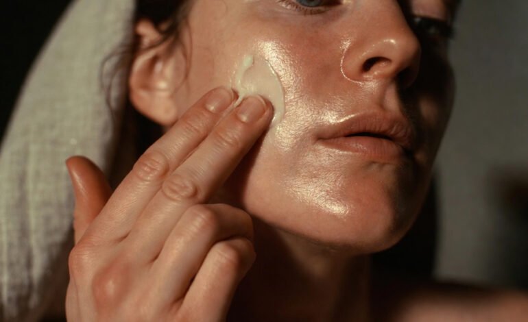 Nighttime skincare routine using nourishing tallow balm